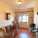 Casa para alugar com 3 quartos, sendo 1 suíte, em Jardim Monte Kemel, São Paulo - SP