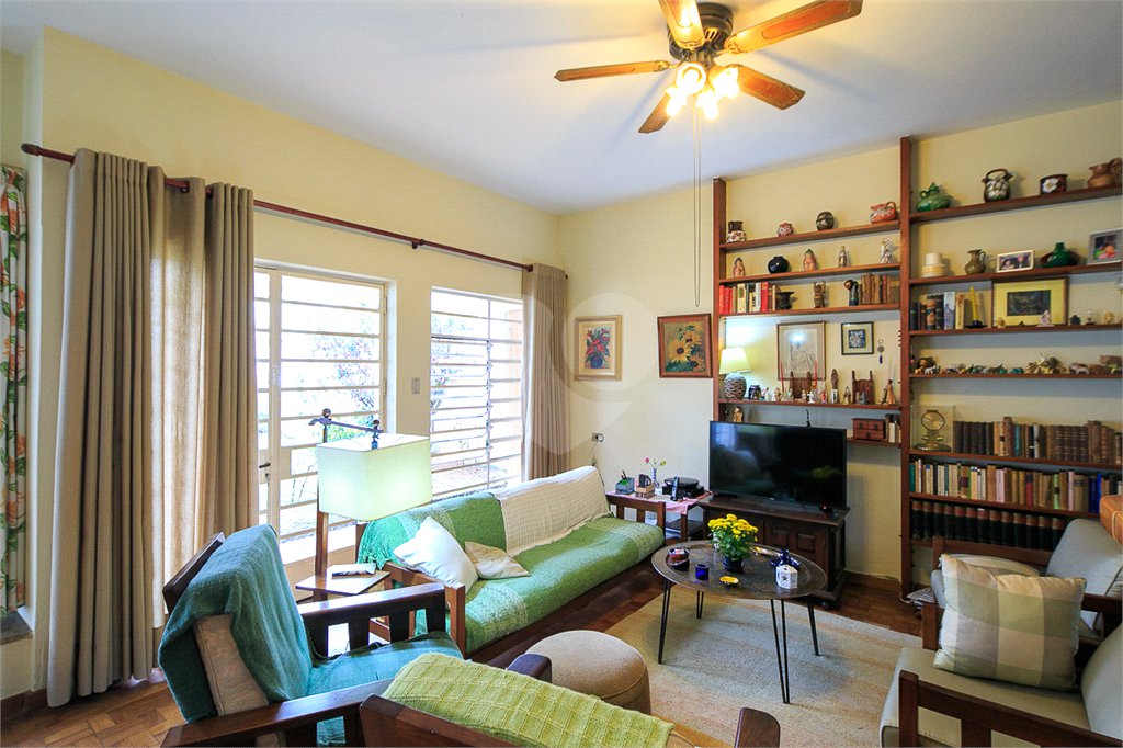 Casa Térrea à venda com 4 quartos em Campo Belo, São Paulo, SP