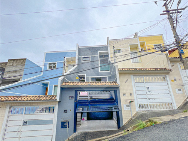 Sobrado à venda com 3 quartos, sendo 1 suíte,  em Tremembé, São Paulo, SP