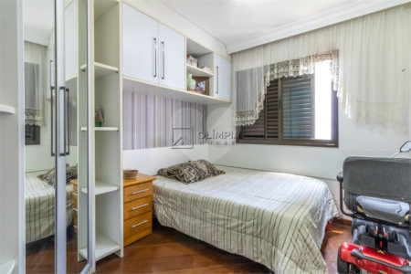 Apartamento à venda com 3 quartos, sendo 2 suítes, em Campo Belo, São Paulo, SP