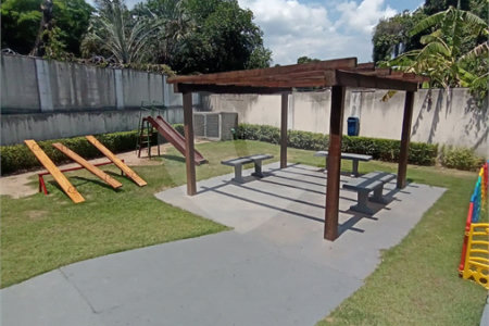 Apartamento à venda com 21 quartos, sendo 1 suíte, em Guaratiba, Rio de Janeiro, RJ
