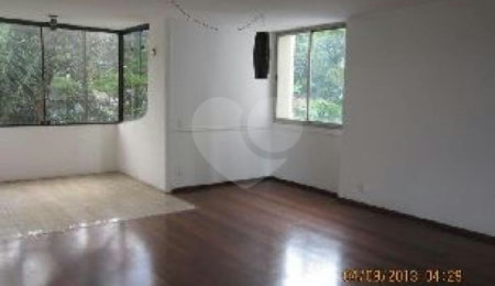 Apartamento à venda com 4 quartos, sendo 1 suíte,  em Vila Andrade, São Paulo, SP