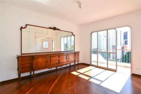 Apartamento à venda com 4 quartos, sendo 2 suítes, em Brooklin Paulista, São Paulo, SP