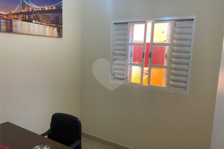 Casa à venda com 4 quartos, sendo 1 suíte, no condomínio Copacabana., Ribeirão Preto - SP