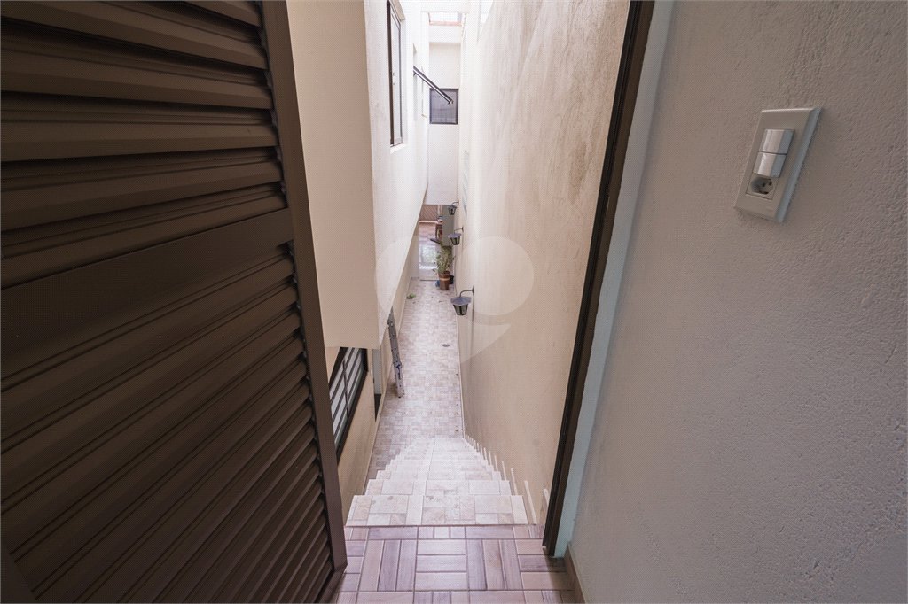 Casa à venda com 3 quartos, sendo 2 suítes, em Jardim Santa Cecília, Guarulhos, SP