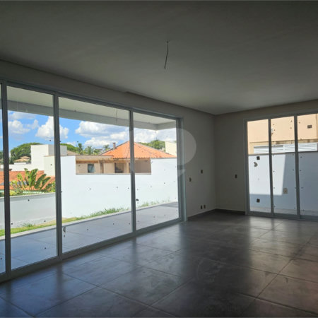 Casa à venda com 4 suítes no condomínio Portal da Vila Rica, Itu - SP