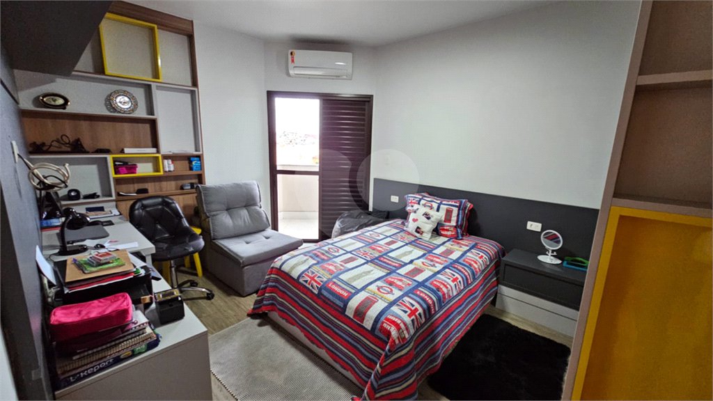Apartamento à venda com 3 quartos, sendo 1 suíte,  no Centro, Suzano, SP