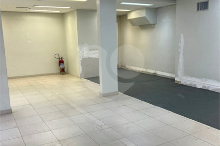 VENDA - Imóvel Comercial na Região Central de Indaiatuba com 741,63 m2 de construção, 1440,00 m2