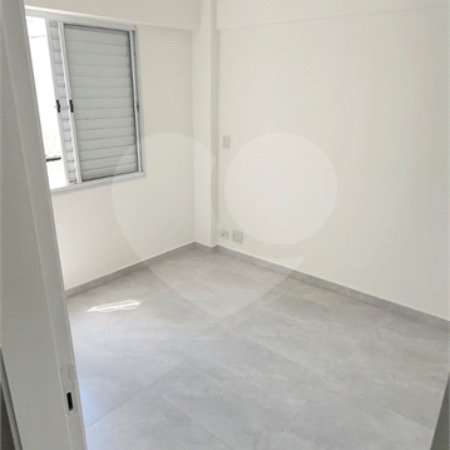 Apartamento com 42m², 2 quartos, 1 garagem, à venda em Itaquera