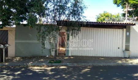 Casa à venda com 3 quartos, sendo 1 suíte, em Jardim Santa Paula, São Carlos, SP