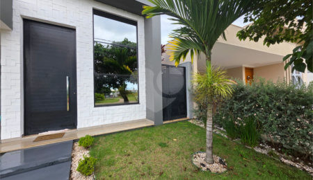 Casa à venda com 3 suítes no condomínio Village Damha IV, São Carlos - SP