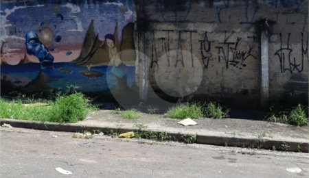 Terreno à venda no condomínio Jd. Leonor Mendes de Barros, São Paulo - SP