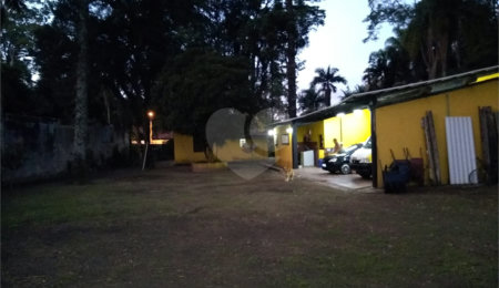 Casa à venda com 2 quartos em Interlagos, São Paulo, SP