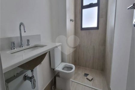 Apartamento à venda com 3 suítes em Moema, São Paulo, SP