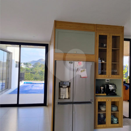 Casa à venda ou para alugar com 4 suítes no condomínio Itaporã, Atibaia - SP