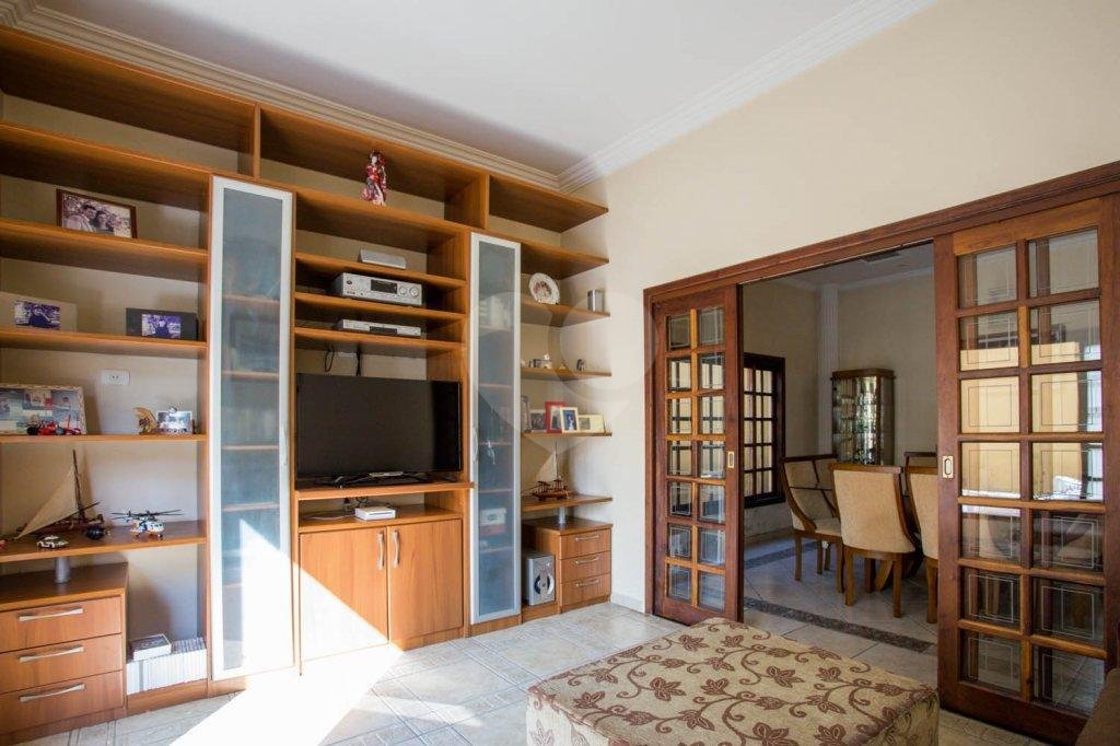 Casa à venda com 4 suítes em Cidade São Francisco, São Paulo, SP