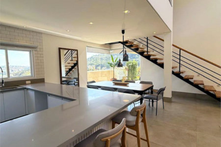 Casa à venda com 4 suítes no condomínio Itaporã, Atibaia - SP