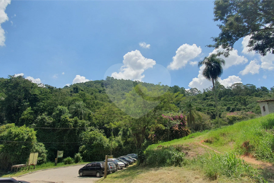 Chácara à venda com 2 quartos em Serra da Cantareira, Mairiporã, SP
