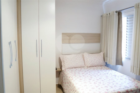 Sobrado à venda com 5 quartos, sendo 3 suítes,  em Santa Teresinha, São Paulo, SP