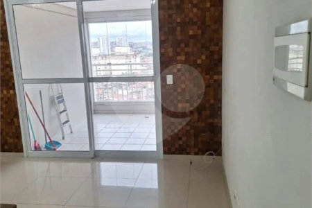 Apartamento à venda com 3 quartos, sendo 1 suíte,  em Vila Carrão, São Paulo, SP
