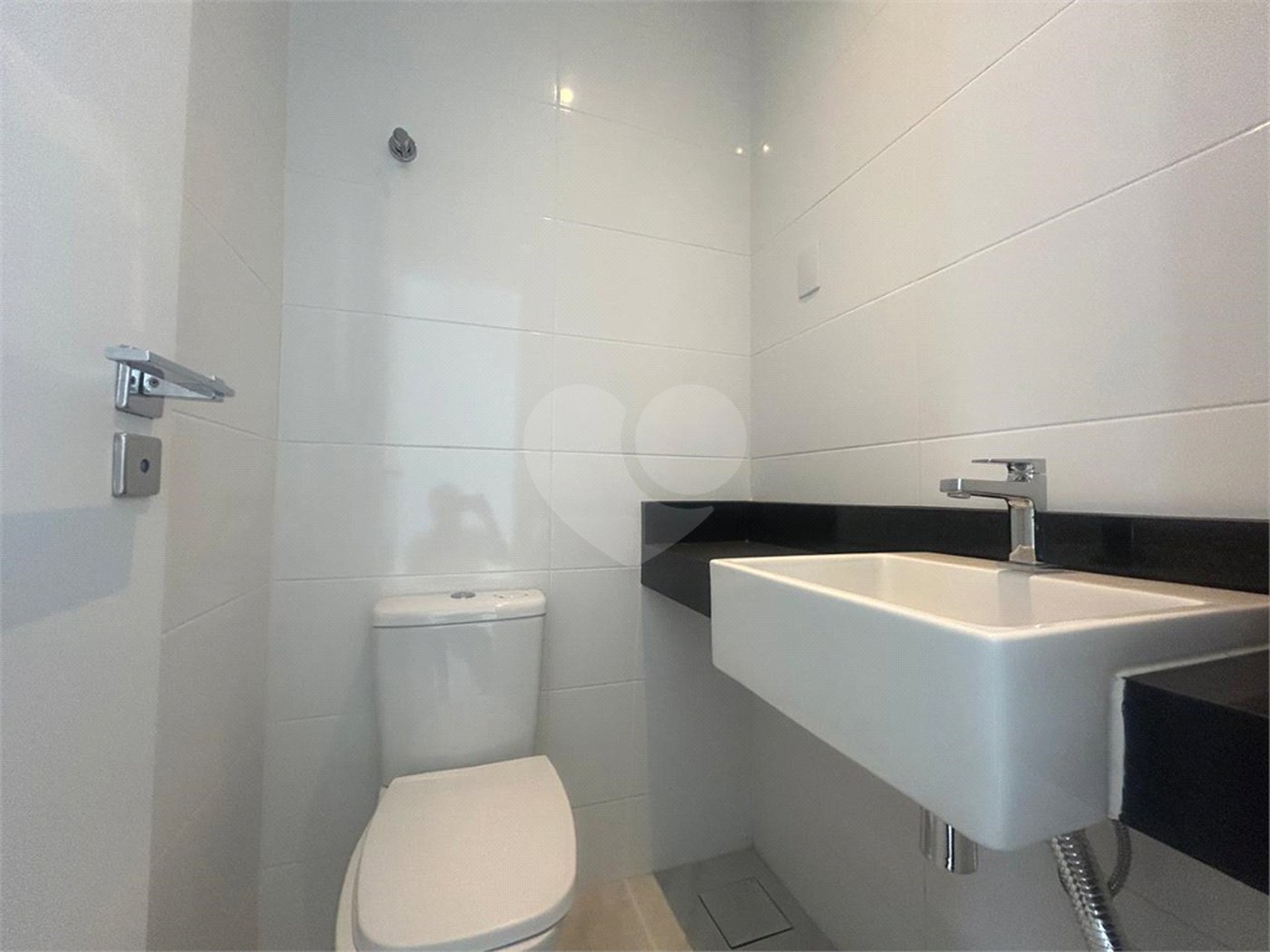 Casa à venda com 3 quartos, sendo 1 suíte, no condomínio Alphaville Castelo, Itu - SP