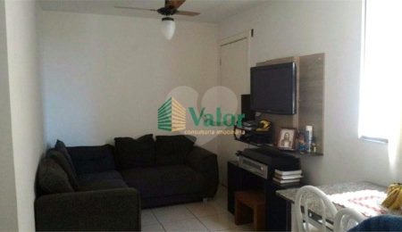 Casa à venda com 2 quartos em Vila Lutfalla, São Carlos, SP