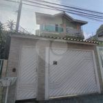 Sobrado à venda com 3 quartos, sendo 1 suíte, em Tucuruvi, São Paulo, SP