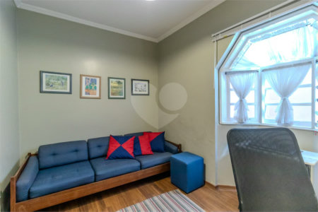 Casa à venda com 3 quartos, sendo 1 suíte, em Alto da Boa Vista, São Paulo, SP