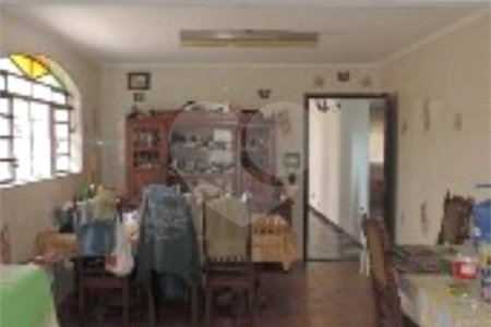 Sobrado à venda com 4 quartos em Vila Ipojuca, São Paulo, SP