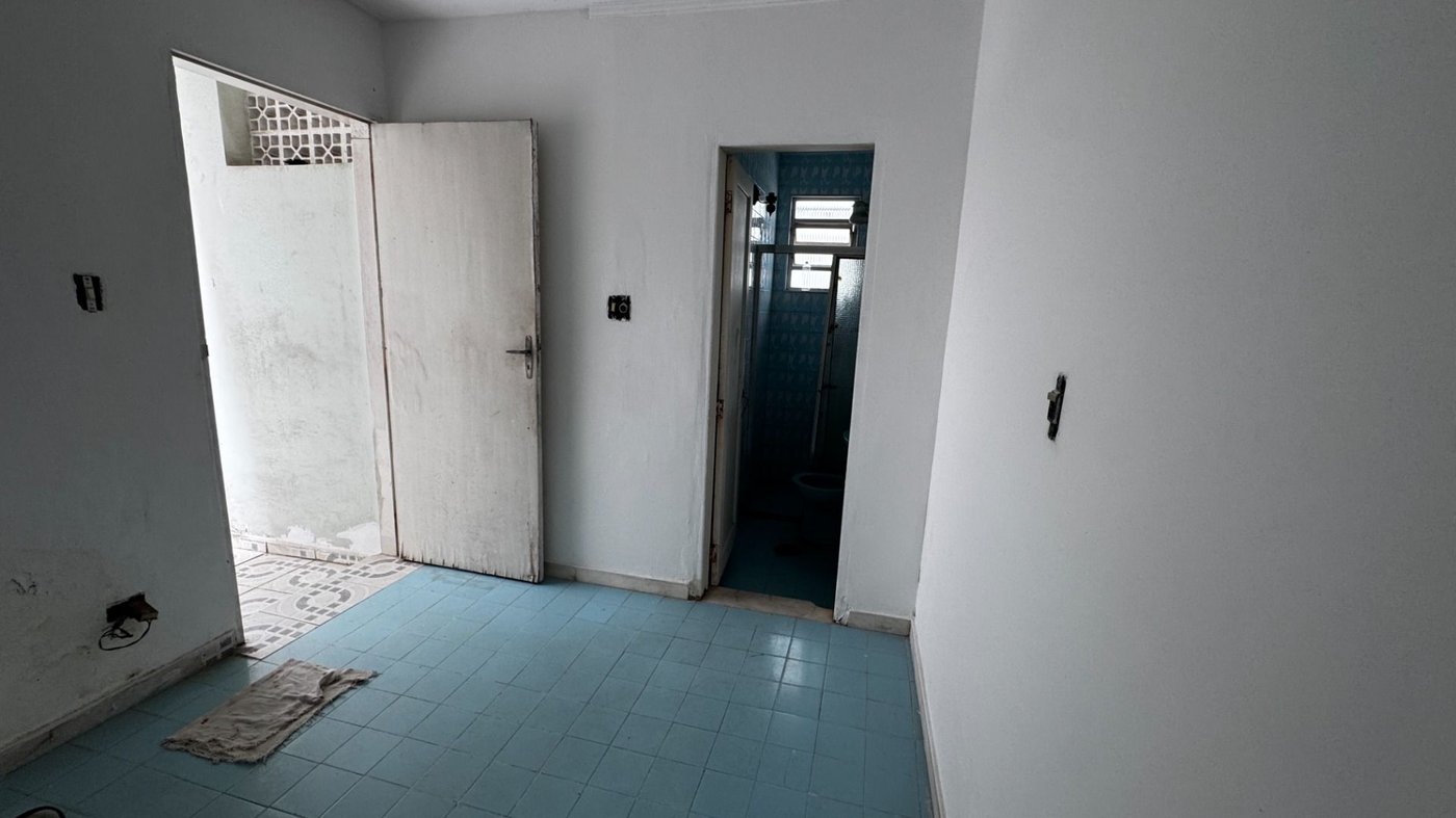 Casa dos Sonhos no Canal 6 – Piscina, Privacidade e 450m² de Terreno