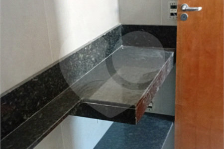 Apartamento à venda com 2 quartos, sendo 1 suíte,  em Rudge Ramos, São Bernardo do Campo, SP