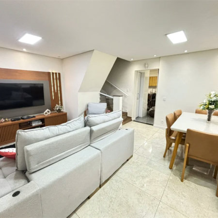 Sobrado à venda com 2 quartos em Vila Gustavo, São Paulo, SP