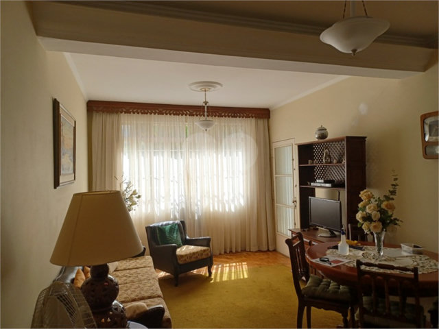 Sobrado à venda com 3 quartos em Santana, São Paulo, SP