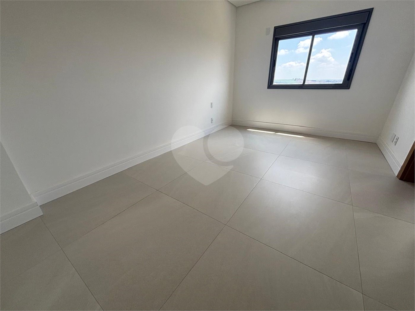 Apartamento à venda com 4 suítes em Jardim Ilhas do Sul, Ribeirão Preto, SP