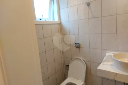 Sobrado à venda com 5 suítes no Centro, Vinhedo, SP