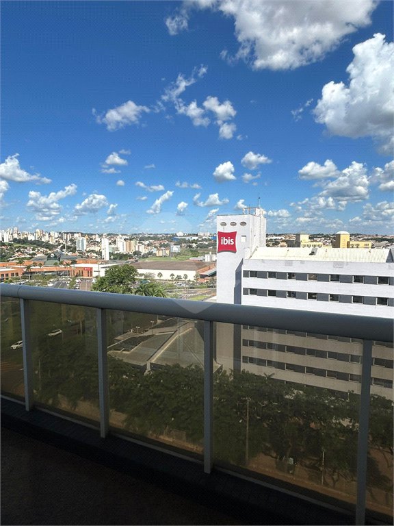 Apartamento 4 suítes Central Park Club