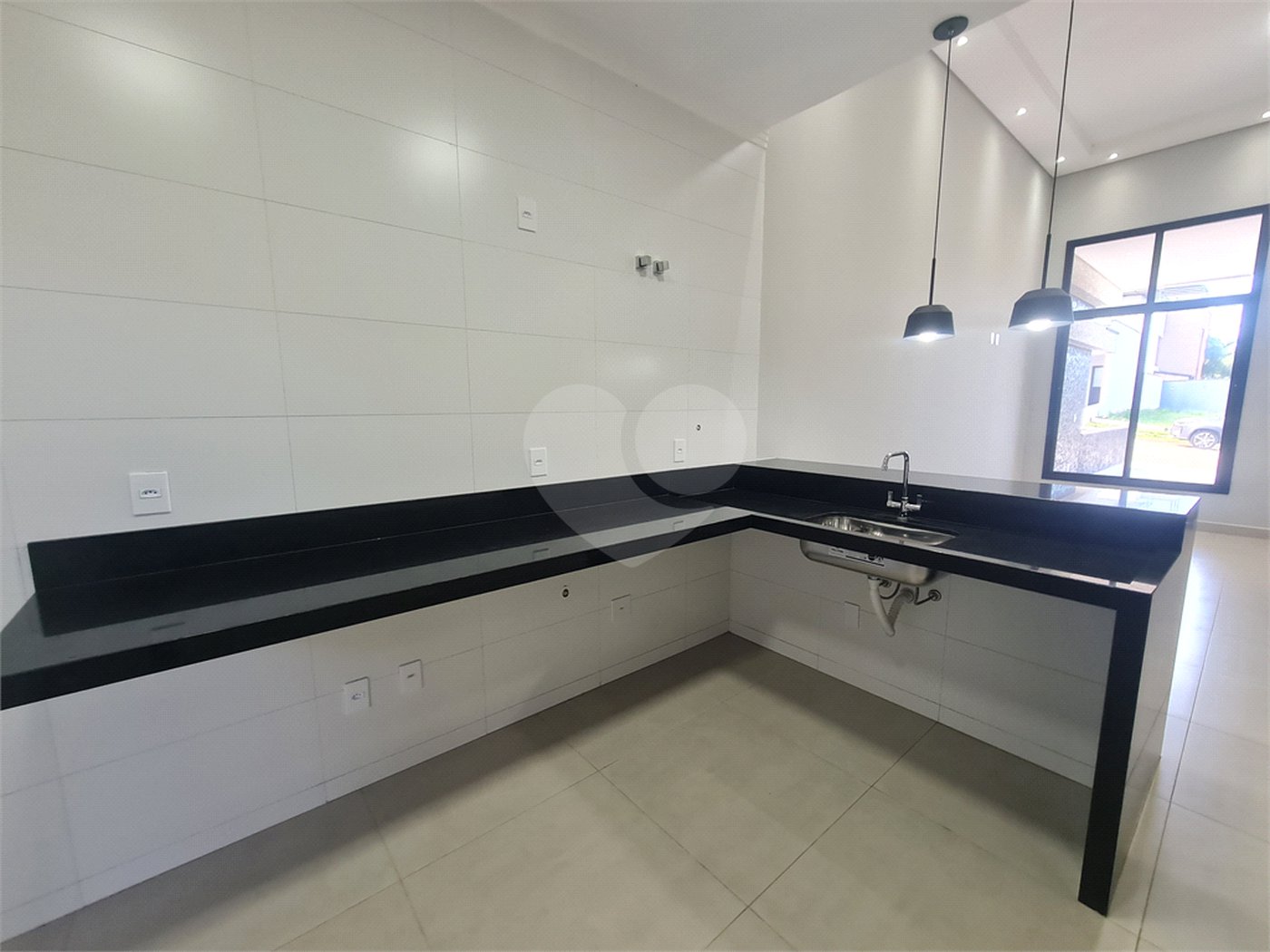 Casa à venda com 3 quartos, sendo 1 suíte, no condomínio Jardim Residencial Villagio Ipanema I, Sorocaba - SP