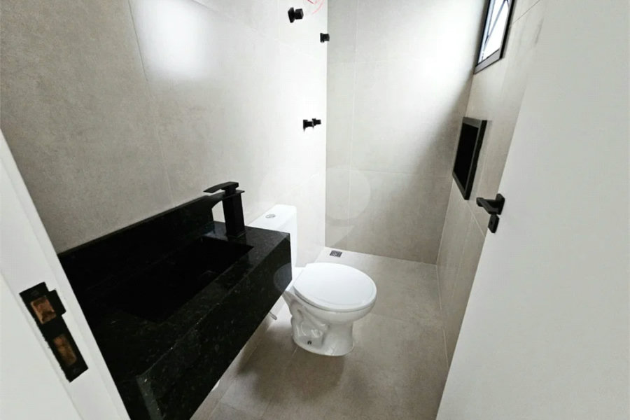 Sobrado à venda com 3 quartos, sendo 2 suítes, em Vila Guilherme, São Paulo, SP