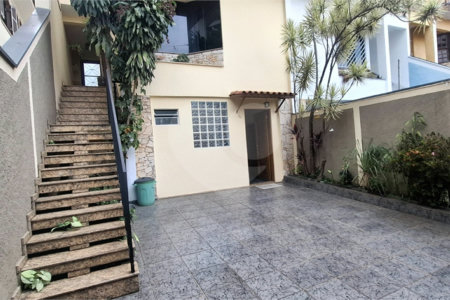 Casa à venda com 4 quartos, sendo 3 suítes, em Vila Aurora (zona Norte), São Paulo, SP