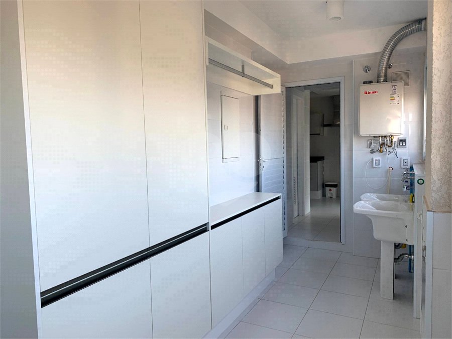 Apartamento à venda ou para alugar com 3 suítes em Santo Amaro, São Paulo, SP
