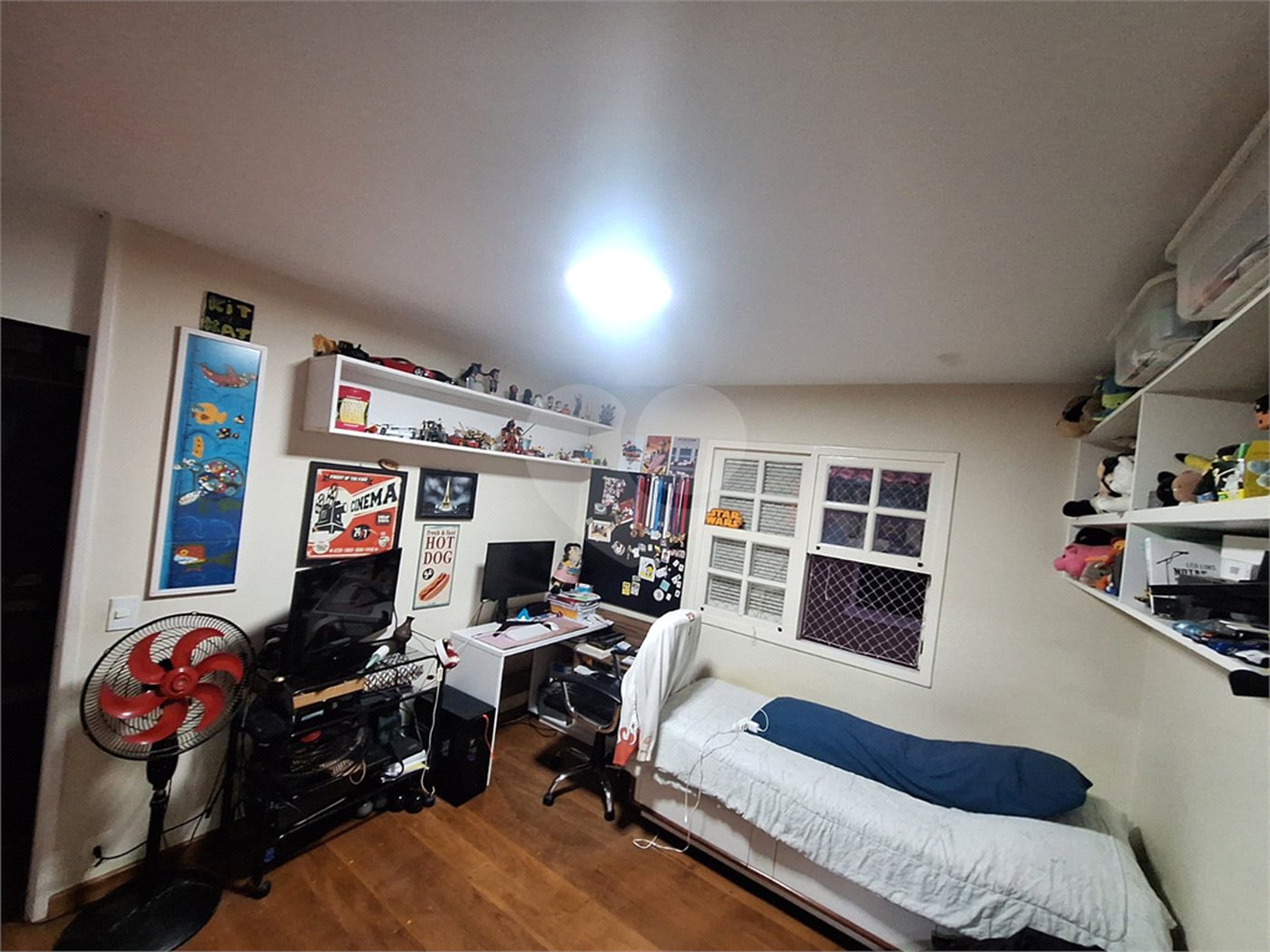 Casa à venda com 5 quartos, sendo 3 suítes,  no condomínio Vila Panamericana, São Paulo - SP