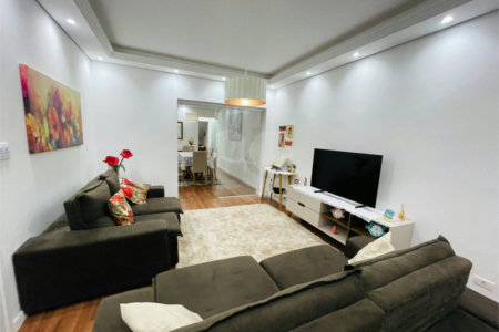 Casa à venda com 4 quartos, sendo 1 suíte,  em Jardim Stella, Santo André, SP