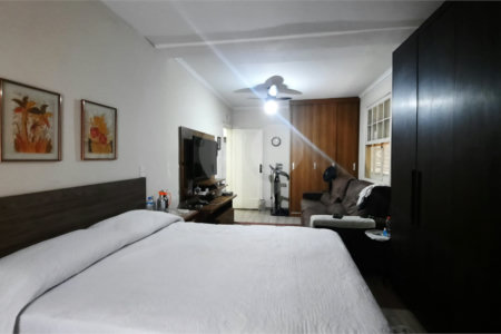 Casa à venda com 3 quartos, sendo 2 suítes, em Santo Amaro, São Paulo, SP