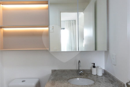 Apartamento para alugar com 1 suíte em Vila Nova Conceição, São Paulo, SP