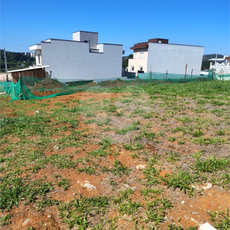 Terreno à venda com 3 quartos, sendo 1 suíte, no condomínio Paradise Gardens I, Mogi das Cruzes - SP