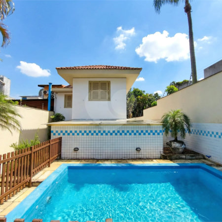 Casa para alugar com 4 quartos, sendo 2 suítes, no condomínio Comendador Elias Zarzur, São Paulo - SP