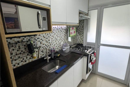 Apartamento à venda com 2 quartos, sendo 1 suíte,  em Interlagos, São Paulo, SP