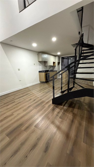 Casa à venda com 2 suítes no condomínio Gran Loft, Cotia - SP