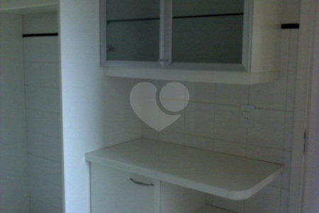 Apartamento à venda com 3 suítes em Vila Suzana, São Paulo, SP