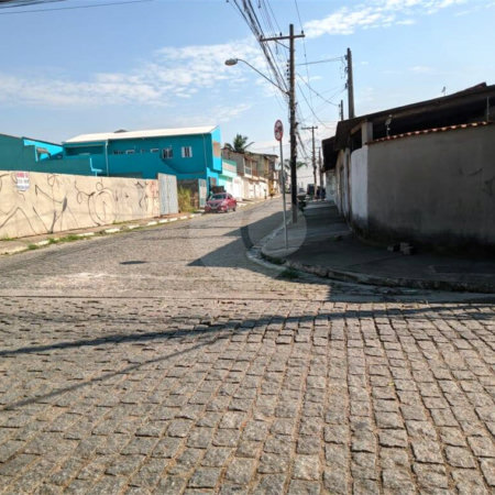 Terreno à venda em Vila Urupês, Suzano, SP